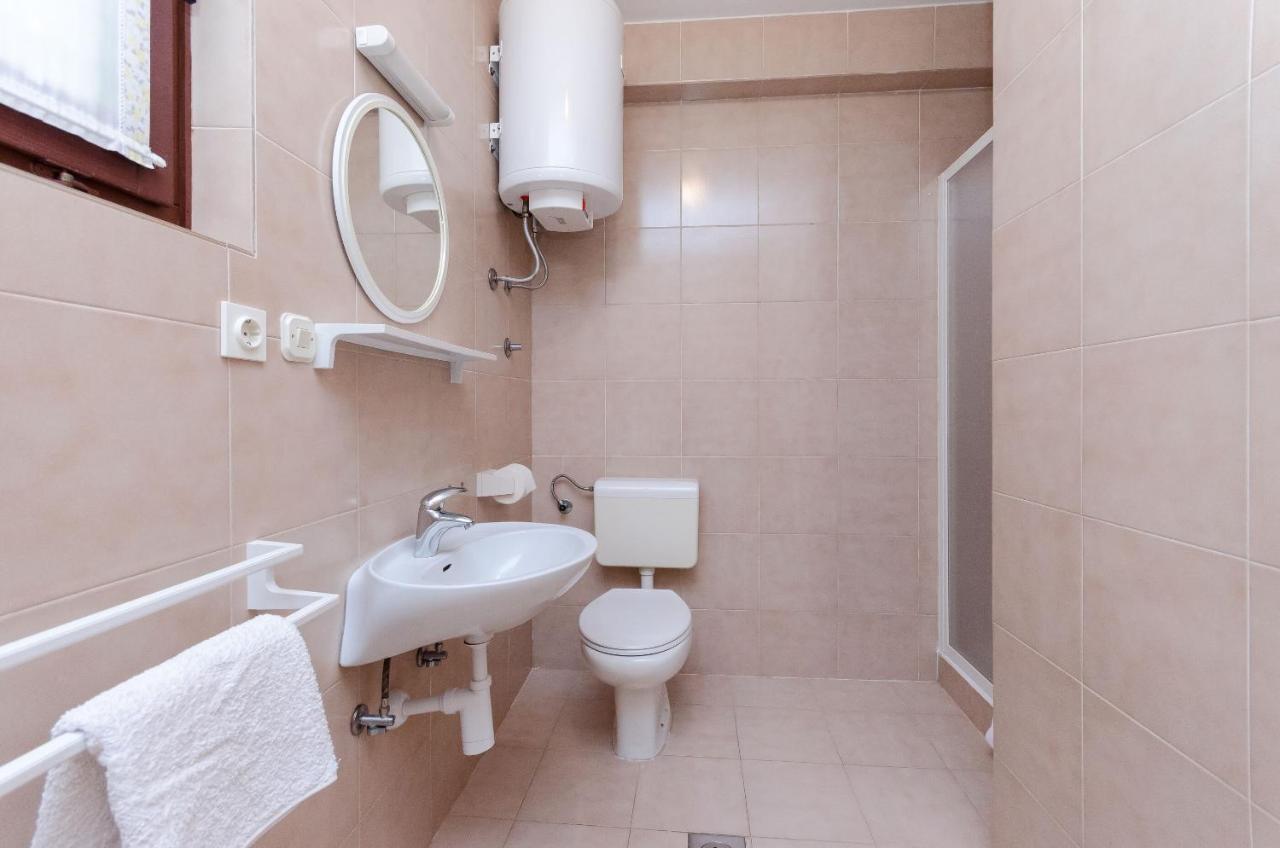 Apartments Ruza A Лопар Экстерьер фото