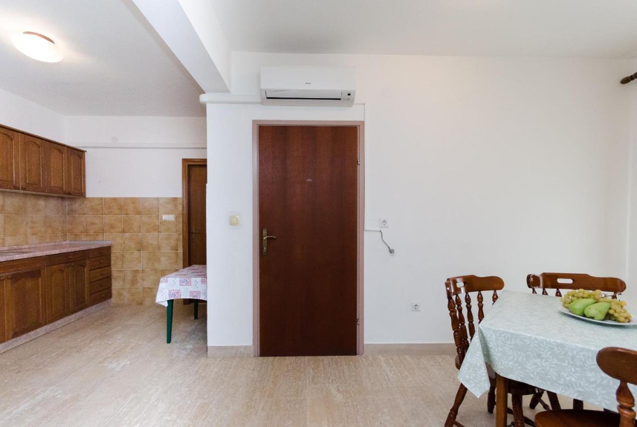 Apartments Ruza A Лопар Экстерьер фото