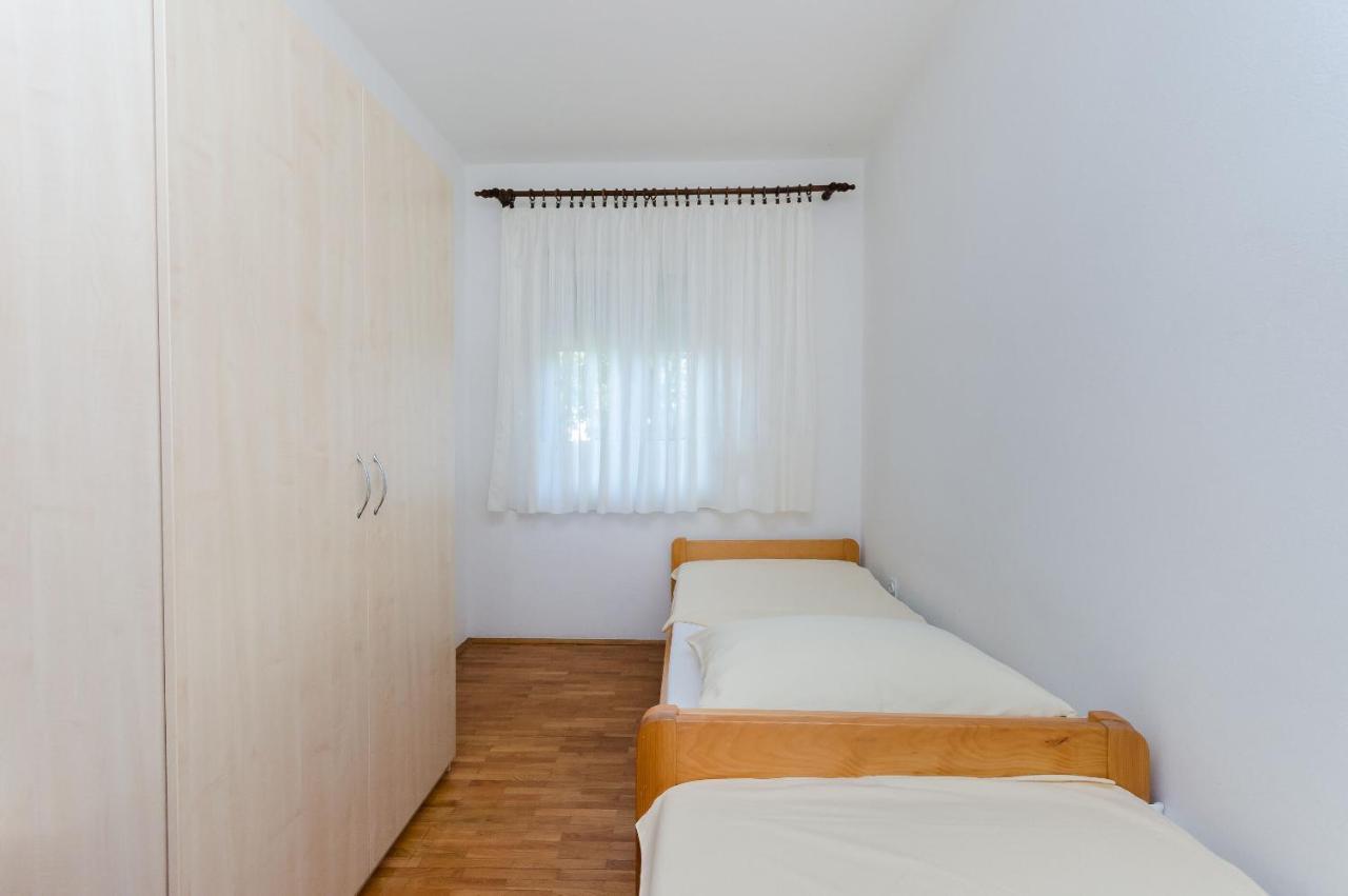Apartments Ruza A Лопар Экстерьер фото
